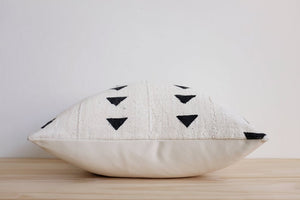 Mudcloth Pillow Cover | African Mud Cloth | Arrow